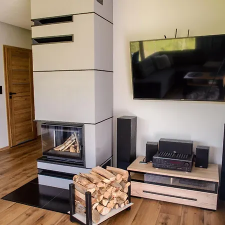 Trio Apartment