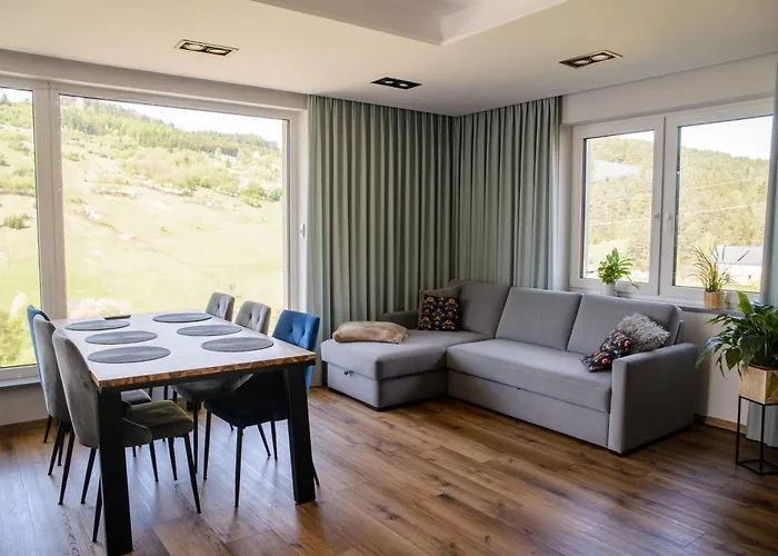 Trio * מוז'ינה